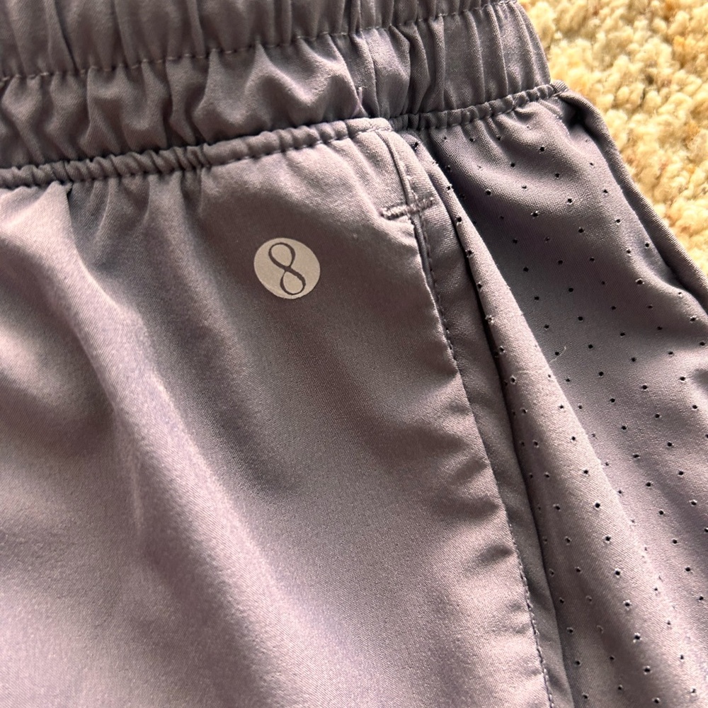 Layer 8 Front Runner Short - Picture 4 of 7